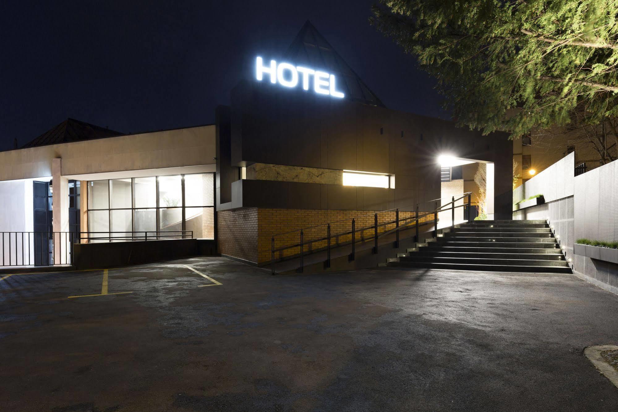 Hotel Orasac Belgrade Exterior photo